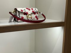 -百联奥特莱斯广场(南京店)