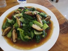 -老码头海鲜烧烤炒菜(广西路店)