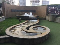 -上海龙之梦万丽酒店