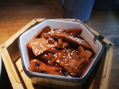 -蜜桃餐厅·伴山(湖滨商业街店)