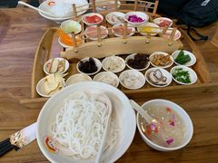 -双桥园·云南过桥米线(古城南门店)