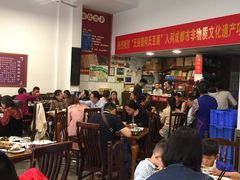 大堂-天回镇何氏豆腐(总店)