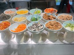 -五色五味石锅饭(大商新玛特店)