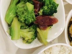 -浦东图书馆读者餐厅