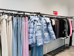 -URBAN REVIVO(上海中庚漫游城店)