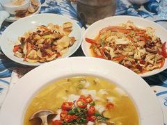 -川流不息·地道川菜·小龙虾(新松江路店)