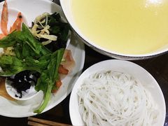 -德致祥云南过桥米线(云天小苑店)