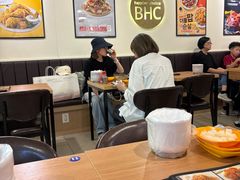 -BHC炸鸡(明洞总店)