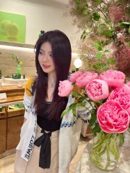 -AYO SALON