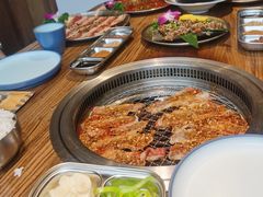 -明洞阿姨·韩式酱蟹烤肉·创意料理(三元桥店)