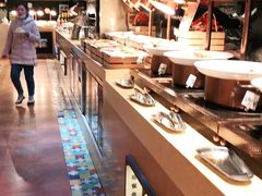 自助取餐区-亚马逊环球美食百汇(新城吾悦广场店)