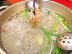 -老石黑山羊毛驴肉火锅(金凯广场店)