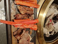 -铭牛烧肉·和牛海鲜自助(高新月牙湖店)