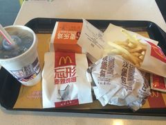 -麦当劳(红旗路店)