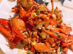 -阿浪海鲜连锁加工店(B栋2排1号火车头店)