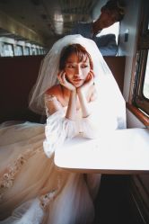 -雪中彩影婚纱摄影·微光艺术中心