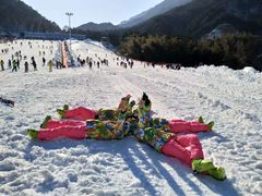 -大别山南武当滑雪场