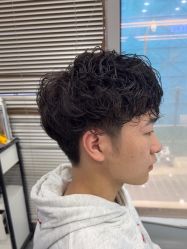 -藤野造型烫染·漂发