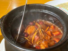 -国庆鱼头鱼尾馆(盛世华庭店)