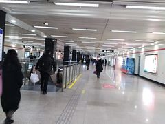 -常熟路(地铁站)