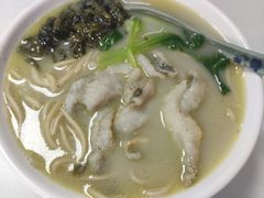 -明呈黄鱼面馆(斜土路店)