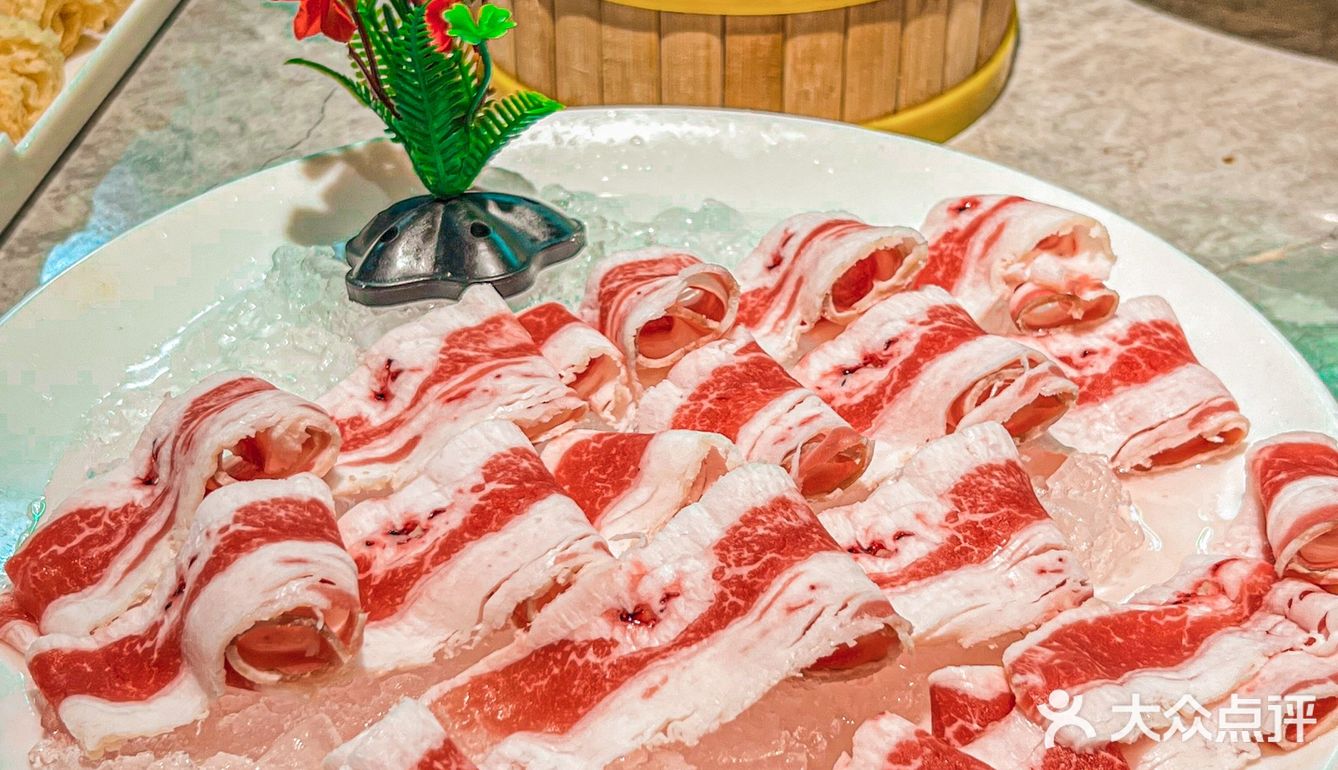 小龙虾和烤鸭这对CP，一下子撞进了我心坎里了！