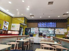 -龙记桂林米粉(财满街店)