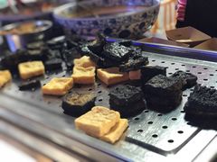 -绳金塔美食街(前进路店)