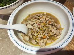 -湖南老灶台·生态农业餐饮(龙胜店)