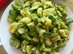 -华龙特色大骨鸡农家菜馆