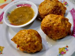 酥炸鲮鱼球-罗富记粥面专家(摆花街店)