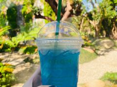 -Chom Cafe and Restaurant