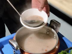 百岁牛骨头汤-龚印记牛骨牛杂屋·四代传承(珠影星光城店)