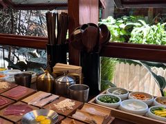 -银米·云南传统过桥米线(双廊黑金冠店)