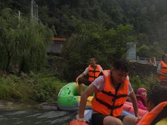 -龙井峡漂流