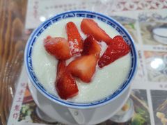 -周大娘牛乳(旧寨古村总店)
