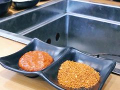 -肉甲韩国木炭烤肉(新壹街1店)
