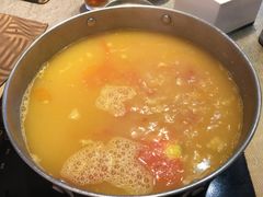 番茄鳄鱼肉锅-金海阁海鲜火锅