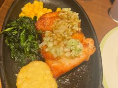-萨莉亚意式餐厅(百联徐汇店)