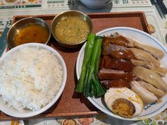 金牌白切鸡饭-凤来茶餐·粤菜馆(珠江新城店)