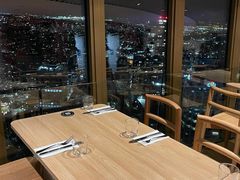 -悉尼塔旋转餐厅