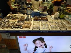 -上海网星眼镜批发·蔡司依视路官方授权(三叶眼镜城店)