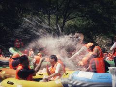 -雅鲁激流探险漂流