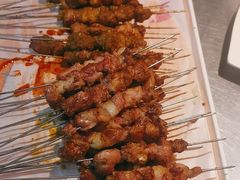 -绿地三只羊羊肉串(万科店)