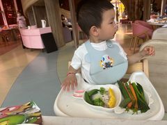 -水桶王国主题餐厅·聚会·生日派对·亲子活动·家庭套餐(亚龙湾希尔顿店)