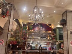 -玛格萝妮比萨屋(四平店)