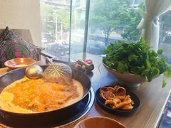 -贵厨酸汤牛肉(小十字店)