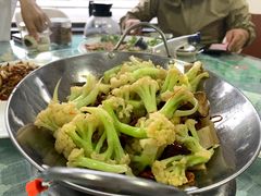-天天向上素食餐厅(五台山店)