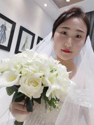 -深白婚纱艺术馆(王府壹号店)