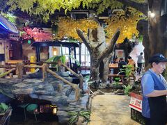 -城墙拐拐火锅(三峡广场黑金冠店)